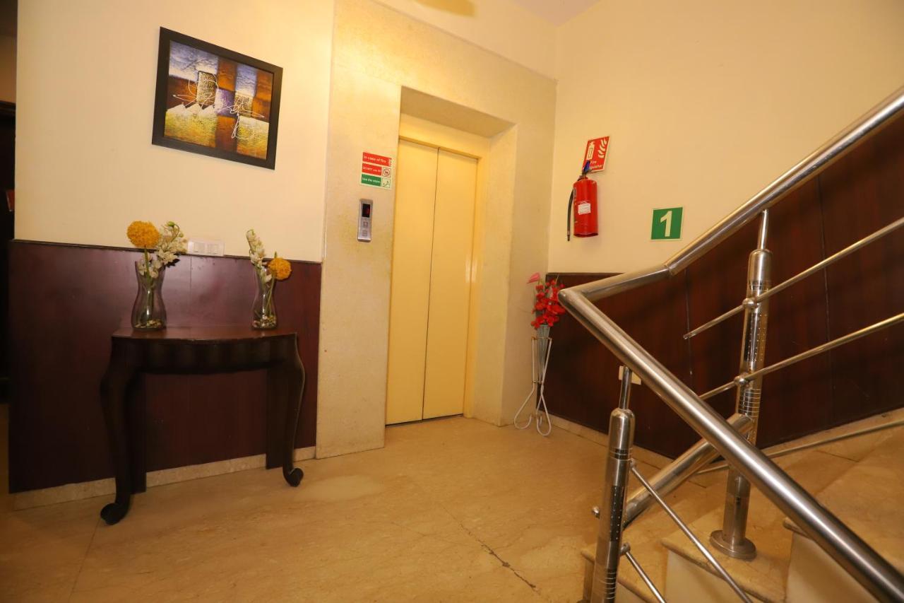 The Picasso Residency - Naraina New Delhi Hotel Exterior photo